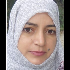Dr. Tasleem Akhtar